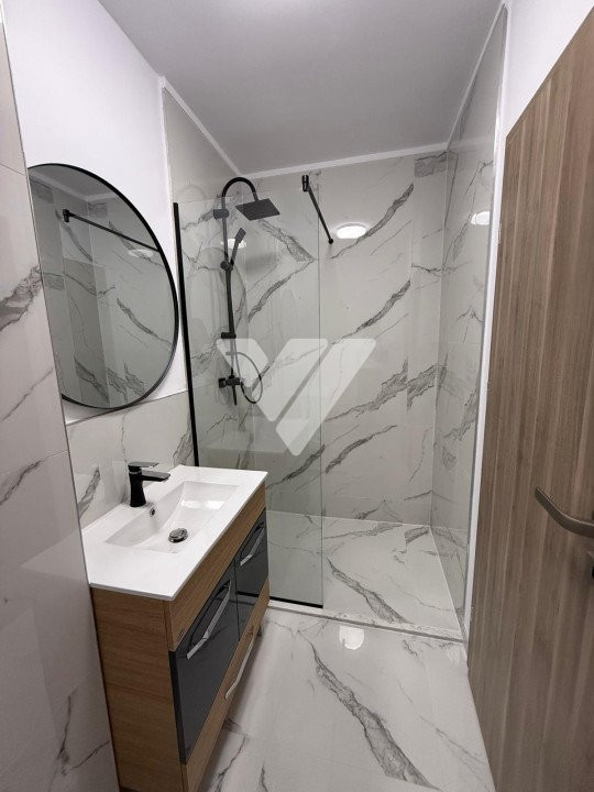 Penthouse modern pe 2 niveluri 2 camere 55 mp mobilat utilat Zona Vest