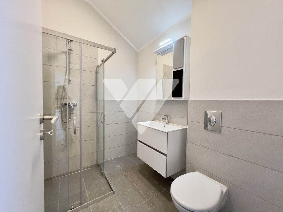 Penthouse Exclusivist cu 4 Camere 2 bai 92mp Utili, Zona Vest