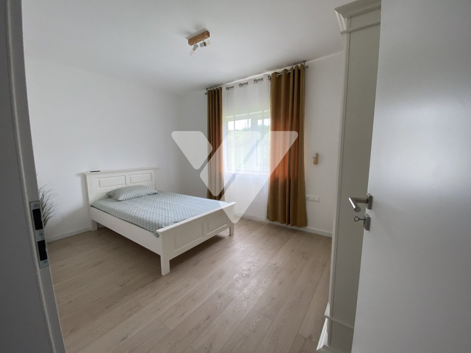 Penthouse de lux 4 camere 107 mp utili de inchiriat - zona Vest Sibiu