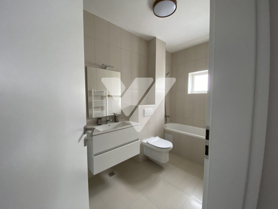Penthouse de lux 4 camere 107 mp utili de inchiriat - zona Vest Sibiu