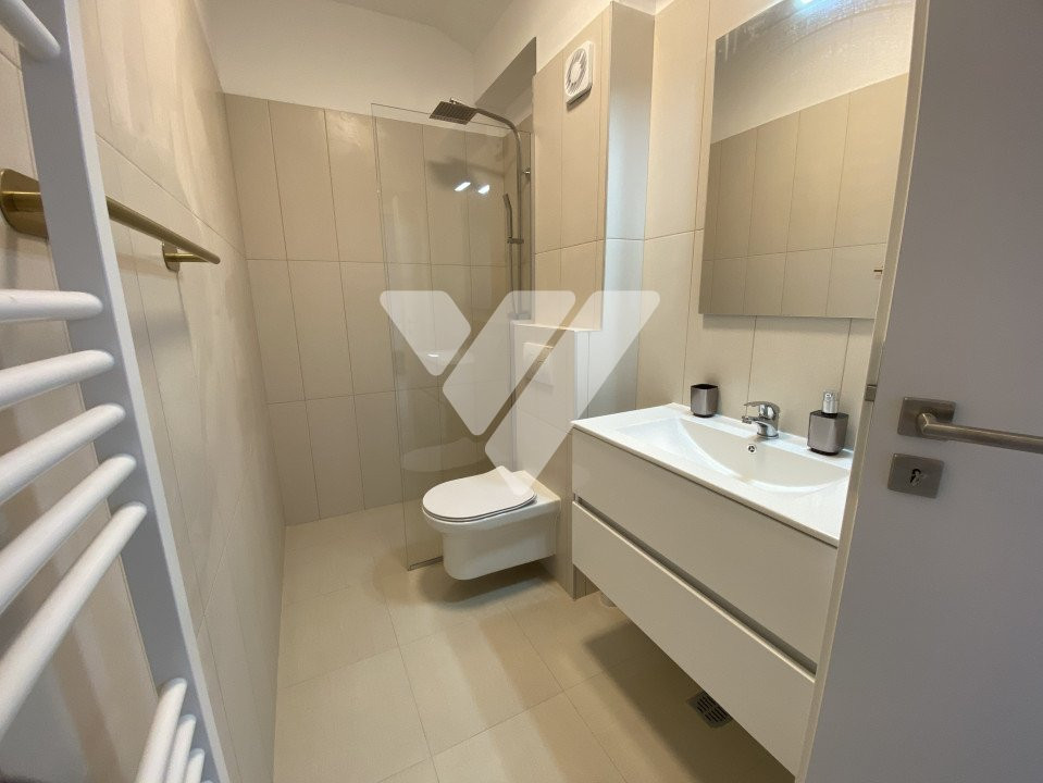Penthouse de lux 4 camere 107 mp utili de inchiriat - zona Vest Sibiu