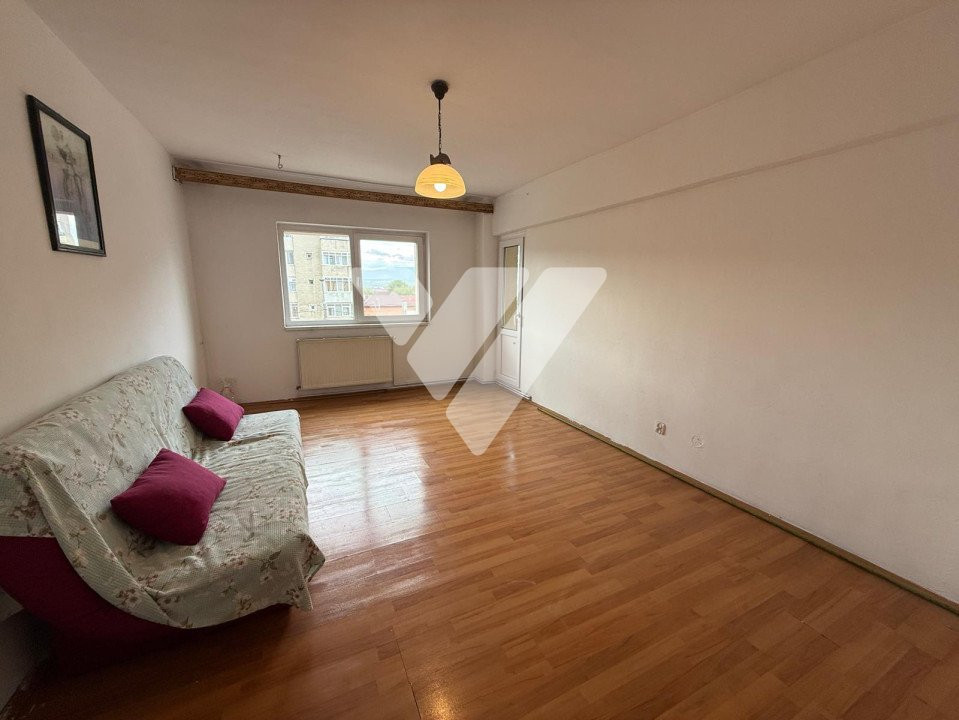 Apartament 3 camere, Decomandat, Etaj intermediar  - Soseaua Alba Iulia