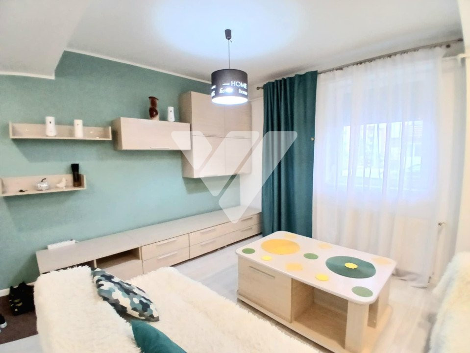 Apartament 3 camere, parter, zona Valea Aurie 