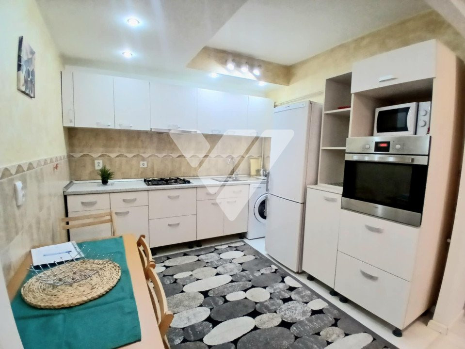Apartament 3 camere, parter, zona Valea Aurie 