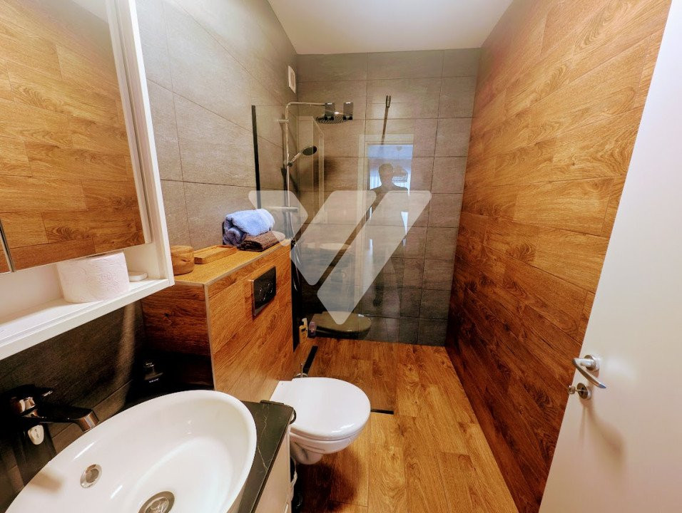 De închiriat – Apartament 3 camere decomandate în zona Kogălniceanu
