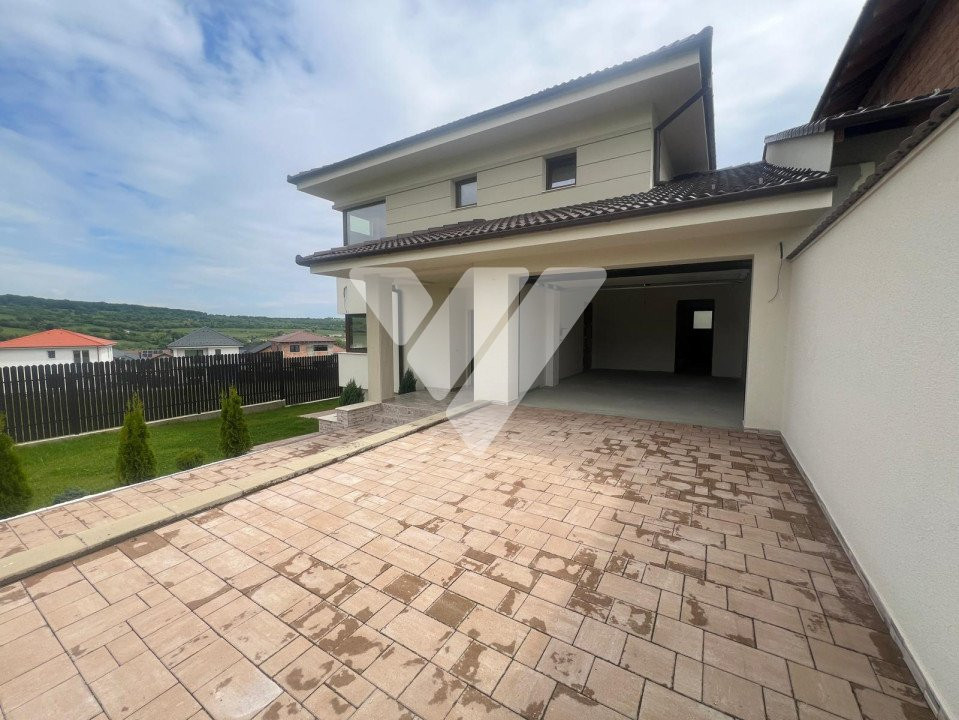 Casa individuala de vanzare cu 5 camere 175 mp - Cisnadie Sibiu