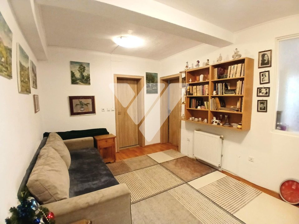 Apartament 2 camere mobilat si balcon 10 mp etaj 1 zona Tilisca Sibiu