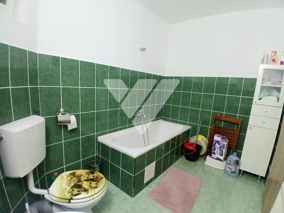 Apartament 2 camere mobilat si balcon 10 mp etaj 1 zona Tilisca Sibiu
