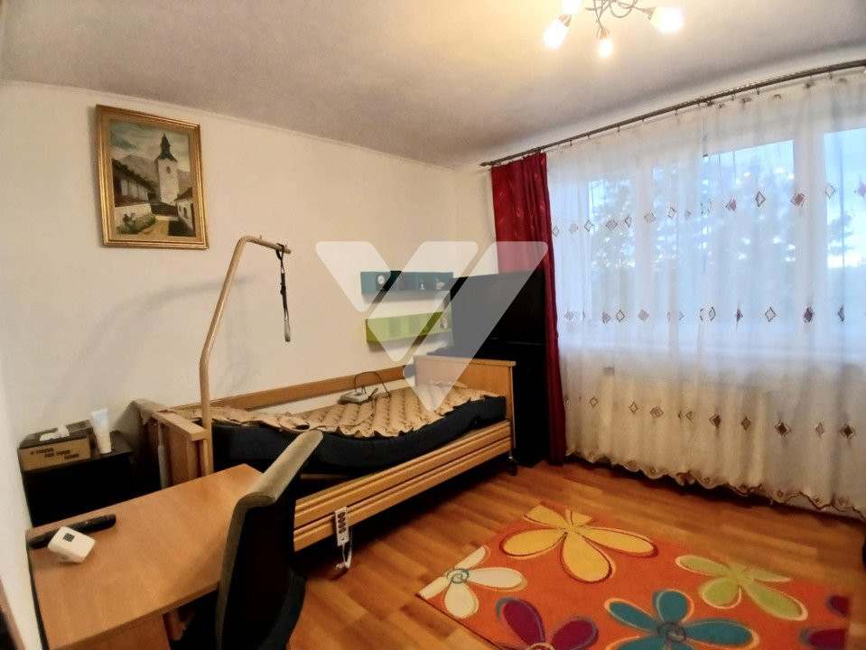Apartament 2 camere mobilat si balcon 10 mp etaj 1 zona Tilisca Sibiu