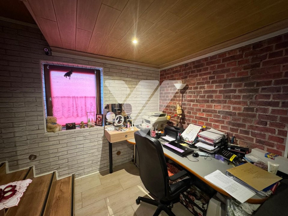 Casa individuala 4 camere 3 bai de vanzare in Sibiu zona Ciresica