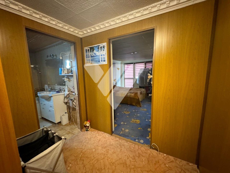 Casa individuala 4 camere 3 bai de vanzare in Sibiu zona Ciresica