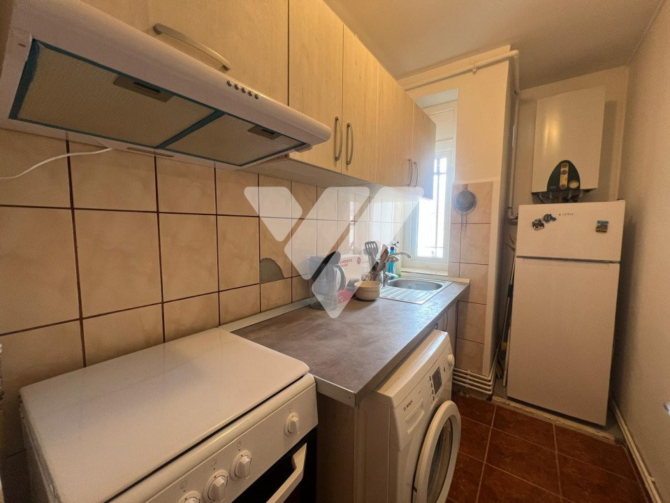 Apartament cu 2 camere mobilat 40 mp de vanzare - Hipodrom 2 Sibiu