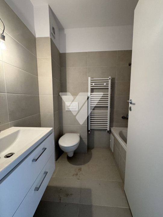 Apartament 4 camere 2 bai etaj 2 la cheie zona Lidl Doamna Stanca