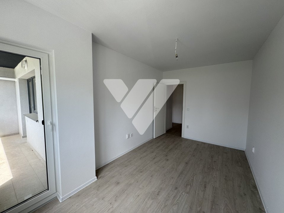 Apartament 4 camere 2 bai etaj 2 la cheie zona Lidl Doamna Stanca