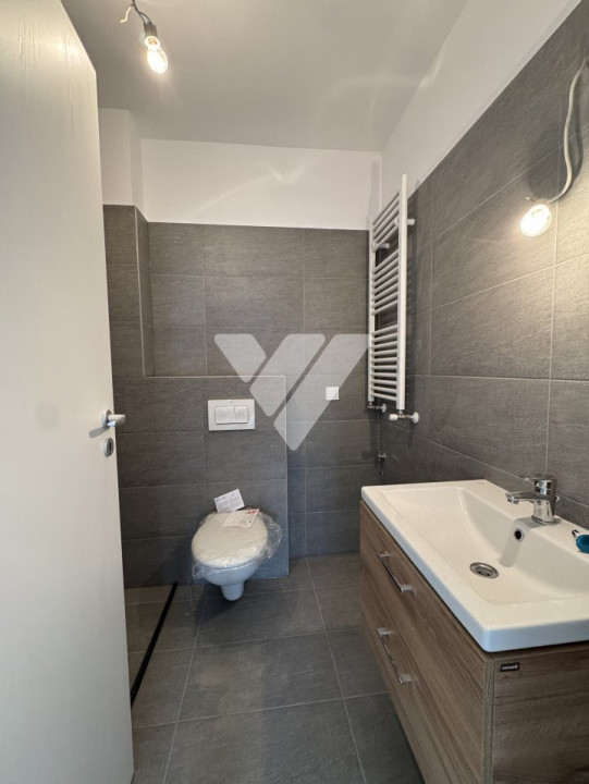 Apartament 4 camere 2 bai etaj 2 la cheie zona Lidl Doamna Stanca