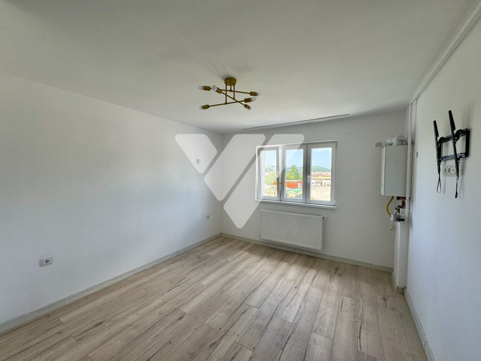 Garsoniera etaj 2 cu lift la cheie - Lazaret Sibiu