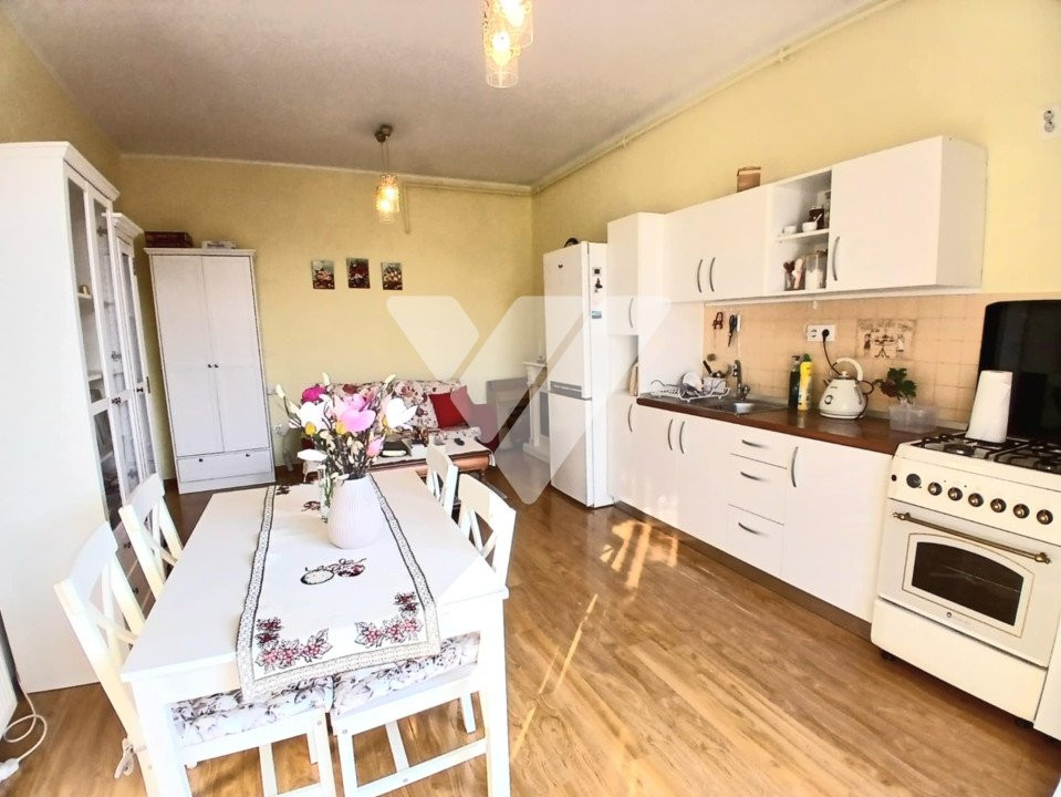Apartament 2 camere, etaj 3, zona Alma- Turnisor
