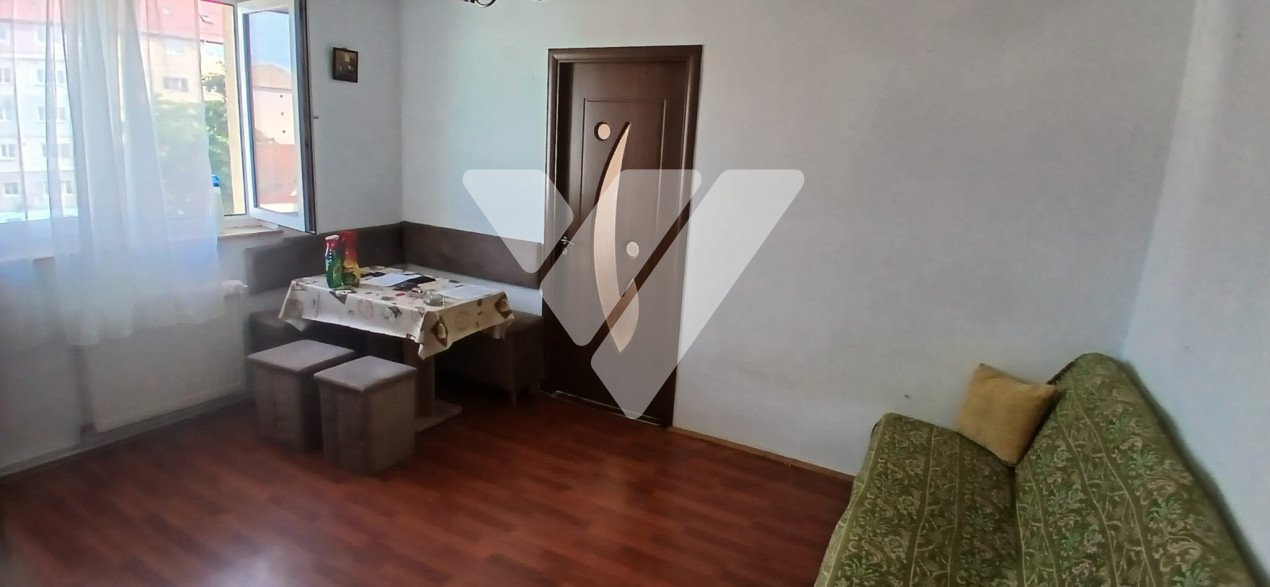 Apartament 3 camere si balcon de vanzare in Cisnadie Sibiu 