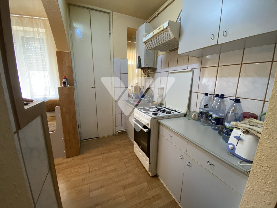 Apartament 3 camere mobilat de vanzare zona Cedonia Sibiu