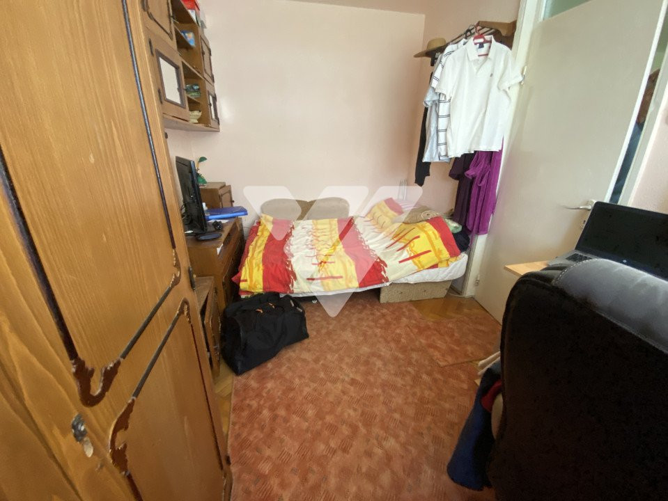Apartament 3 camere mobilat de vanzare zona Cedonia Sibiu