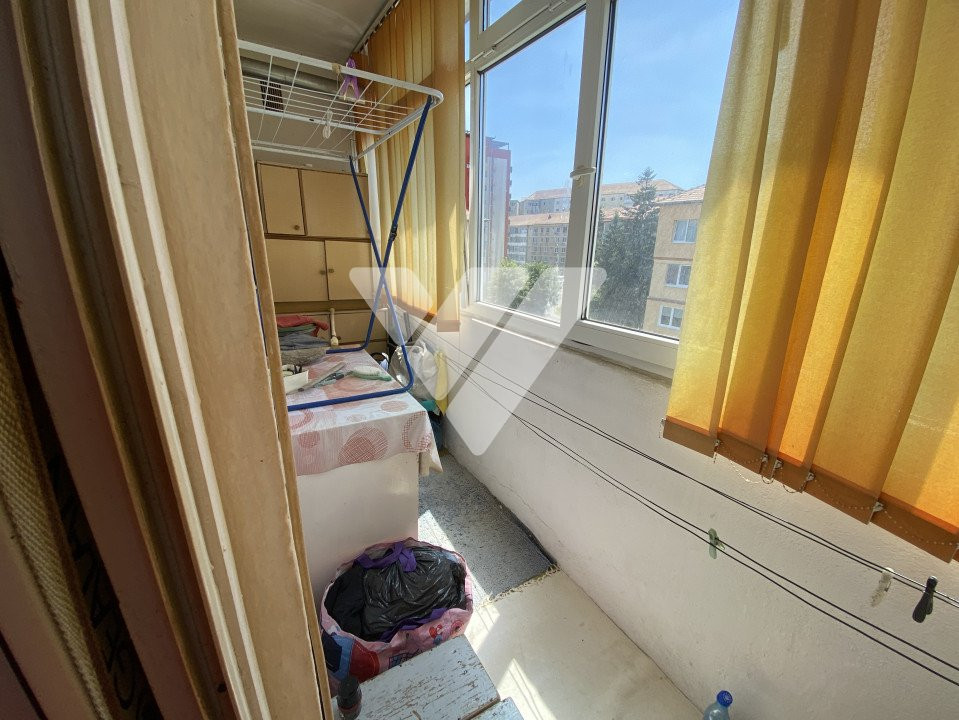 Apartament 3 camere mobilat de vanzare zona Cedonia Sibiu