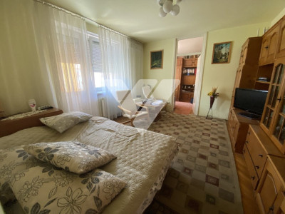 Apartament 3 camere mobilat de vanzare zona Cedonia Sibiu