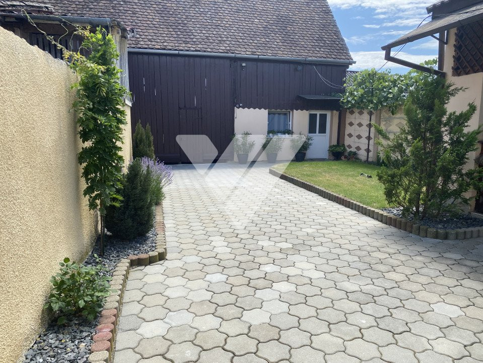 Casa de vanzare zona Turnisor, 4 camere + curte si grădină, 554 mp