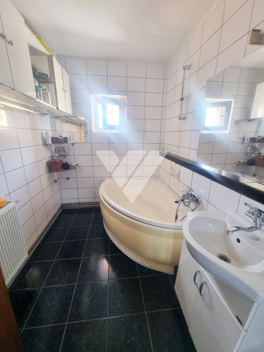 Apartament 3 camere 2 băi 72,9 mp + balcon panoramic  - Terezian Sibiu