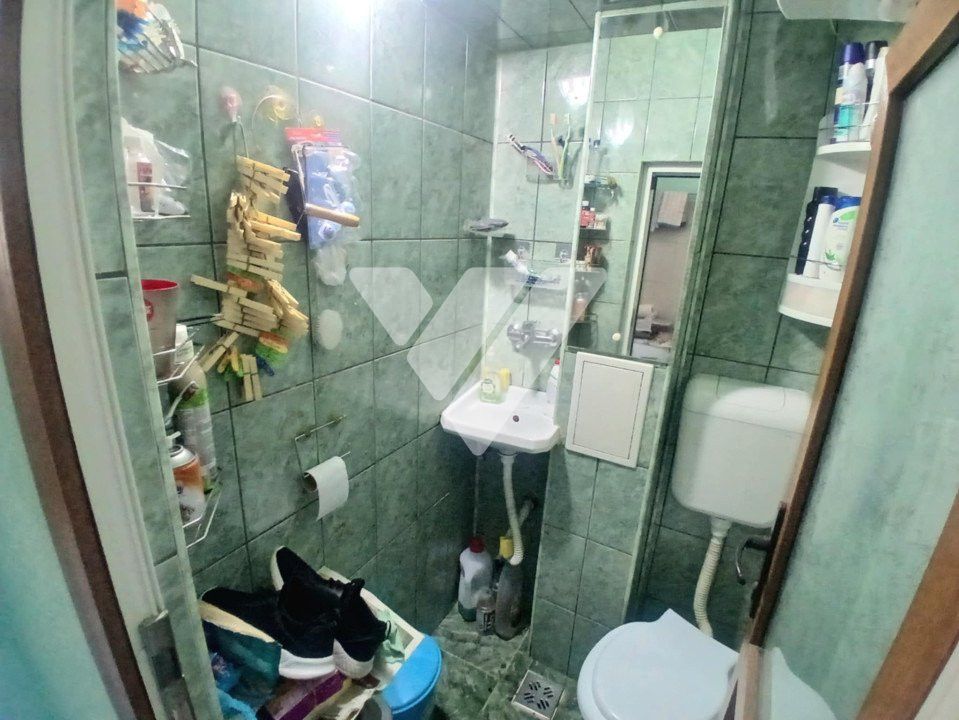Garsoniera, etaj 1  - Zona Lacul Binder
