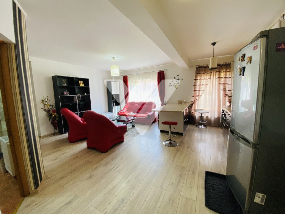 Apartament 3 camere de închiriat, zona Ștrand 