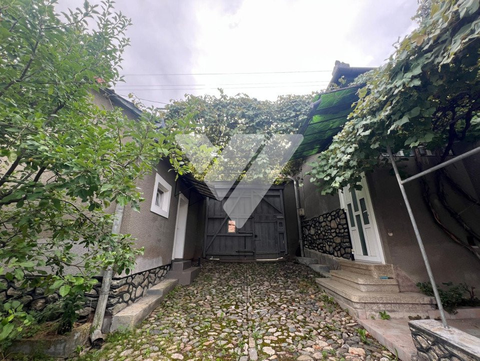 Casa individuala 4 camere si pivnita de vanzare - Rasinari Sibiu
