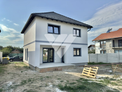 Casa noua inviduala 4 camere 2 bai si teren 290 mp in Cristian Sibiu