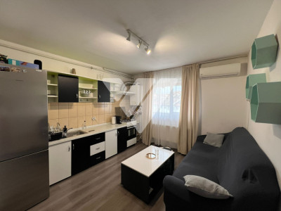 Apartament tip mansarda 2 camere de vanzare - zona Terezian Sibiu